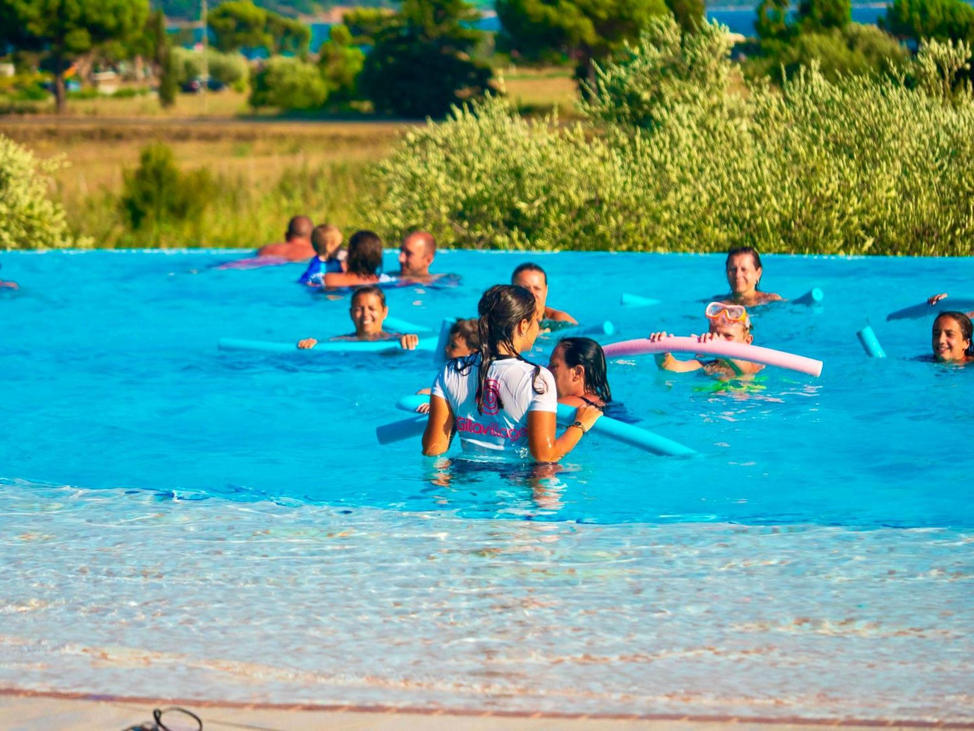 Isa - Residence With Pool And Private Beach In Talamone Just 500 Mt From The Beach Екстериор снимка